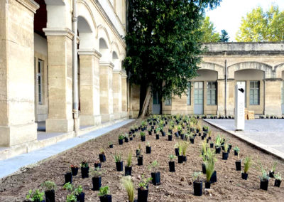 Cours intérieure de 750m2